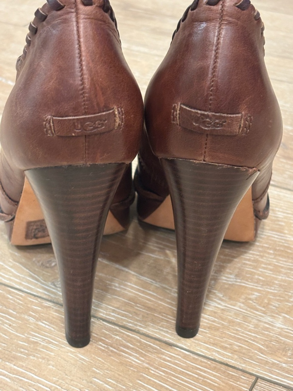 UGG Australia Jamison Brown Leather Whipstitch Platform Booties - Picture 6 of 14
